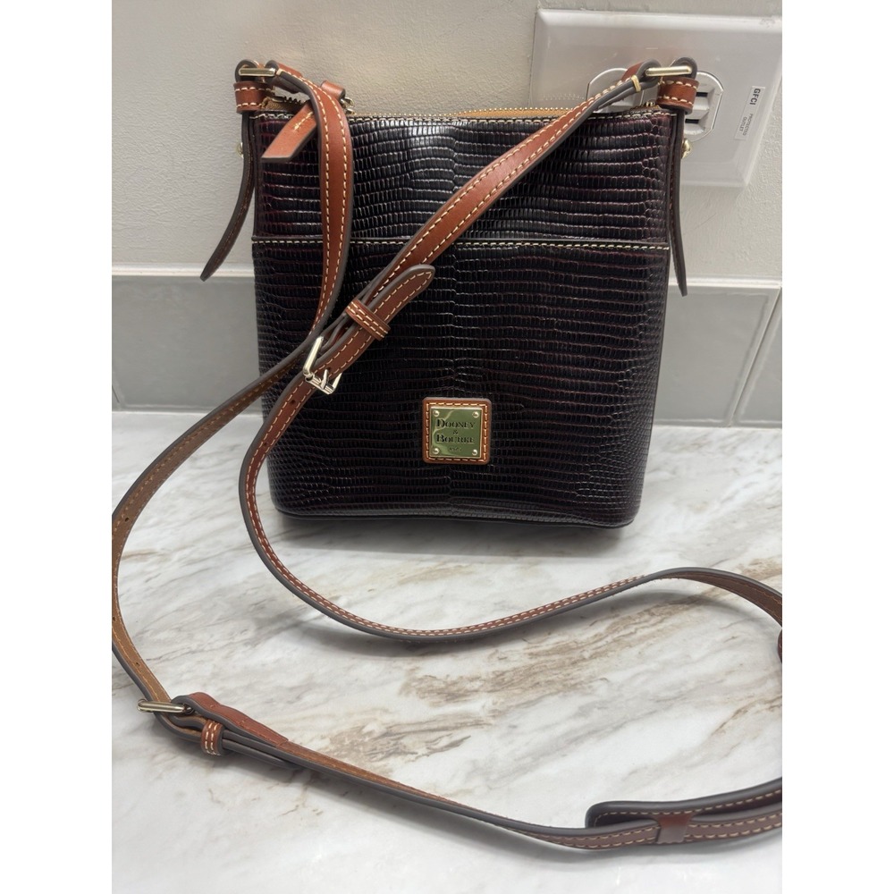 Dooney‎ & Bourke Lizard Embossed Letter Carrier Crossbody Black Red